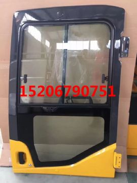 點擊查看詳細信息<br>標(biāo)題：小松PC200-7/PC-7型駕駛室車門總成  閱讀次數(shù)：1925